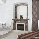 Апартаменти аутентичная в центре, дом где снимают кино *