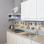 аутентичная в центре, дом где снимают кино Апартаменти *