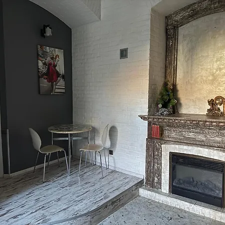 аутентична в центрі, будинок в відомому тайному дворі одеси Apartment Odesa