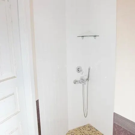 аутентична в центрі, будинок в відомому тайному дворі одеси オデッサ