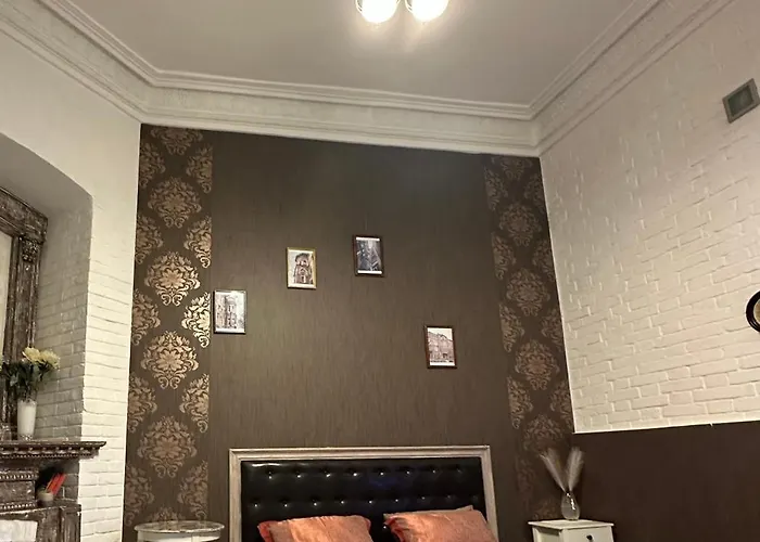 аутентична в центрі, будинок в відомому тайному дворі одеси Odesa