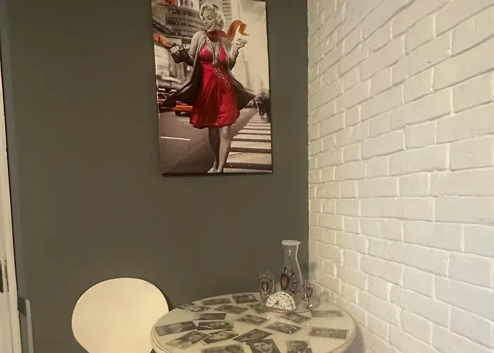 аутентична в центрі, будинок в відомому тайному дворі одеси Apartment Odesa