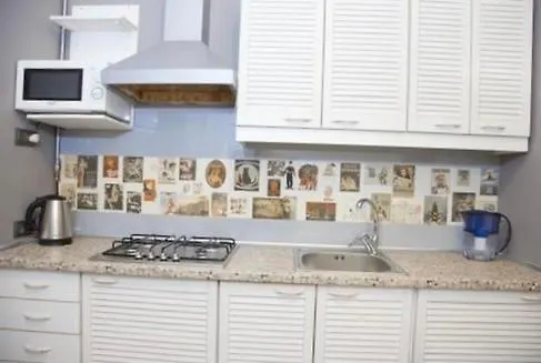 аутентична в центрі, будинок в відомому тайному дворі одеси * Odesa