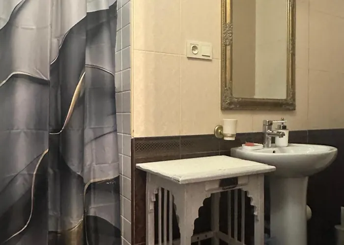 Apartment аутентична в центрі, будинок в відомому тайному дворі одеси *