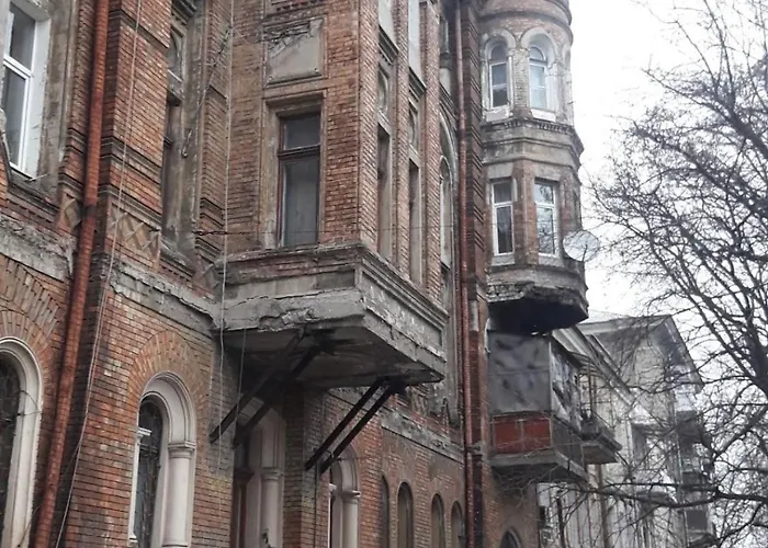 аутентична в центрі, будинок в відомому тайному дворі одеси Apartment *